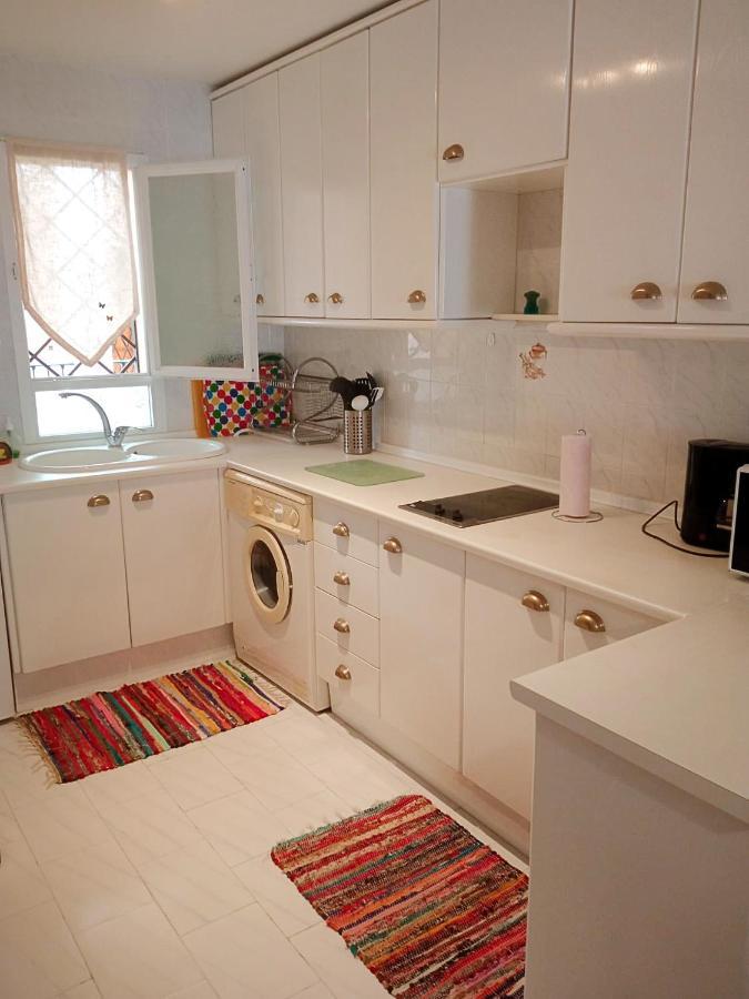 Bonito Apartamento En Playa De La Carihuela Torremolinos Luaran gambar