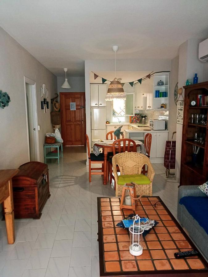 Bonito Apartamento En Playa De La Carihuela Torremolinos Luaran gambar